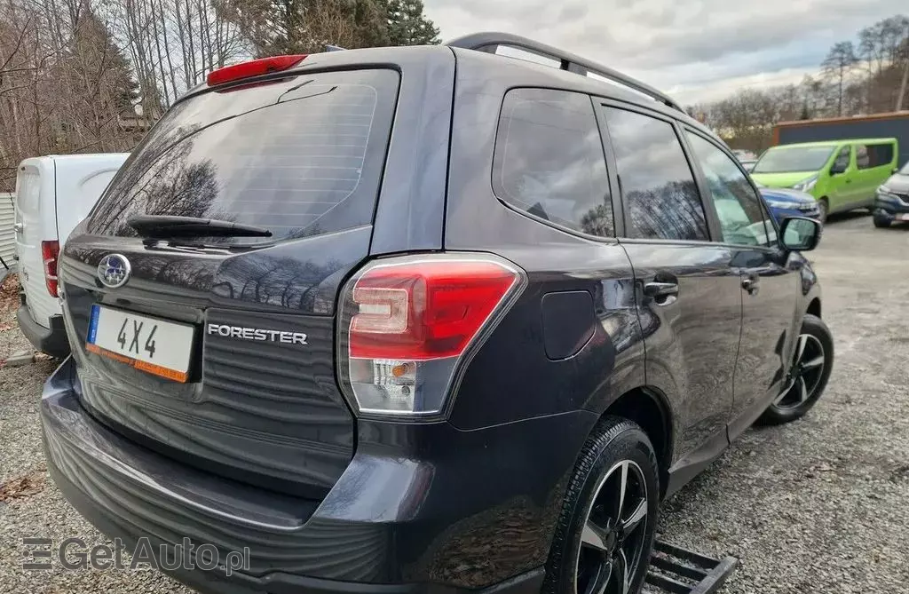 SUBARU Forester 