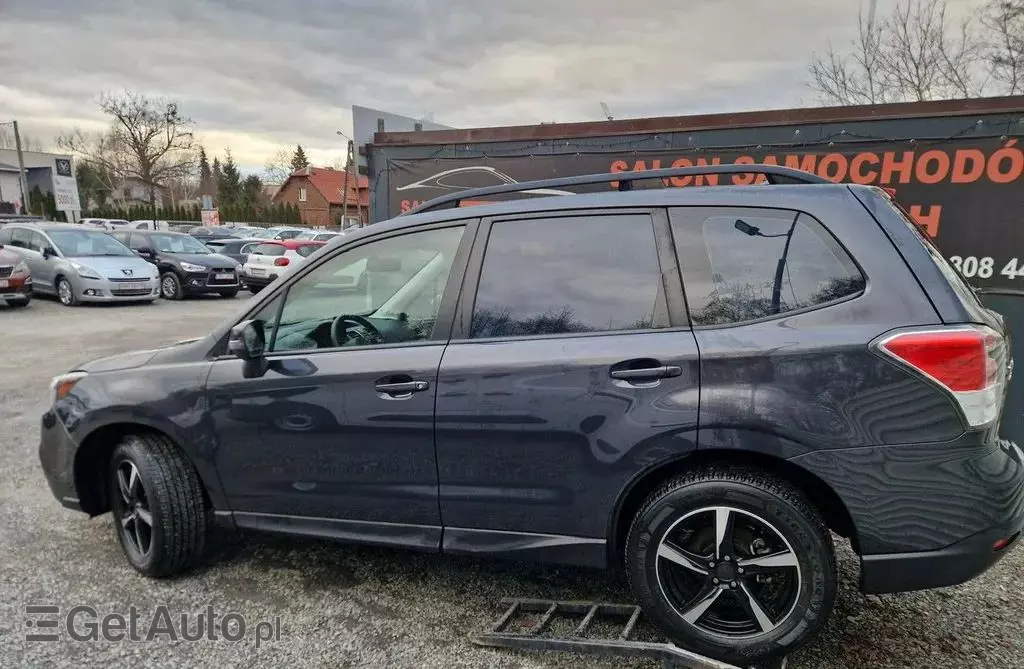 SUBARU Forester 