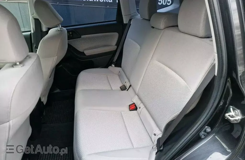SUBARU Forester 