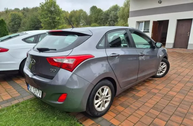 HYUNDAI I30 