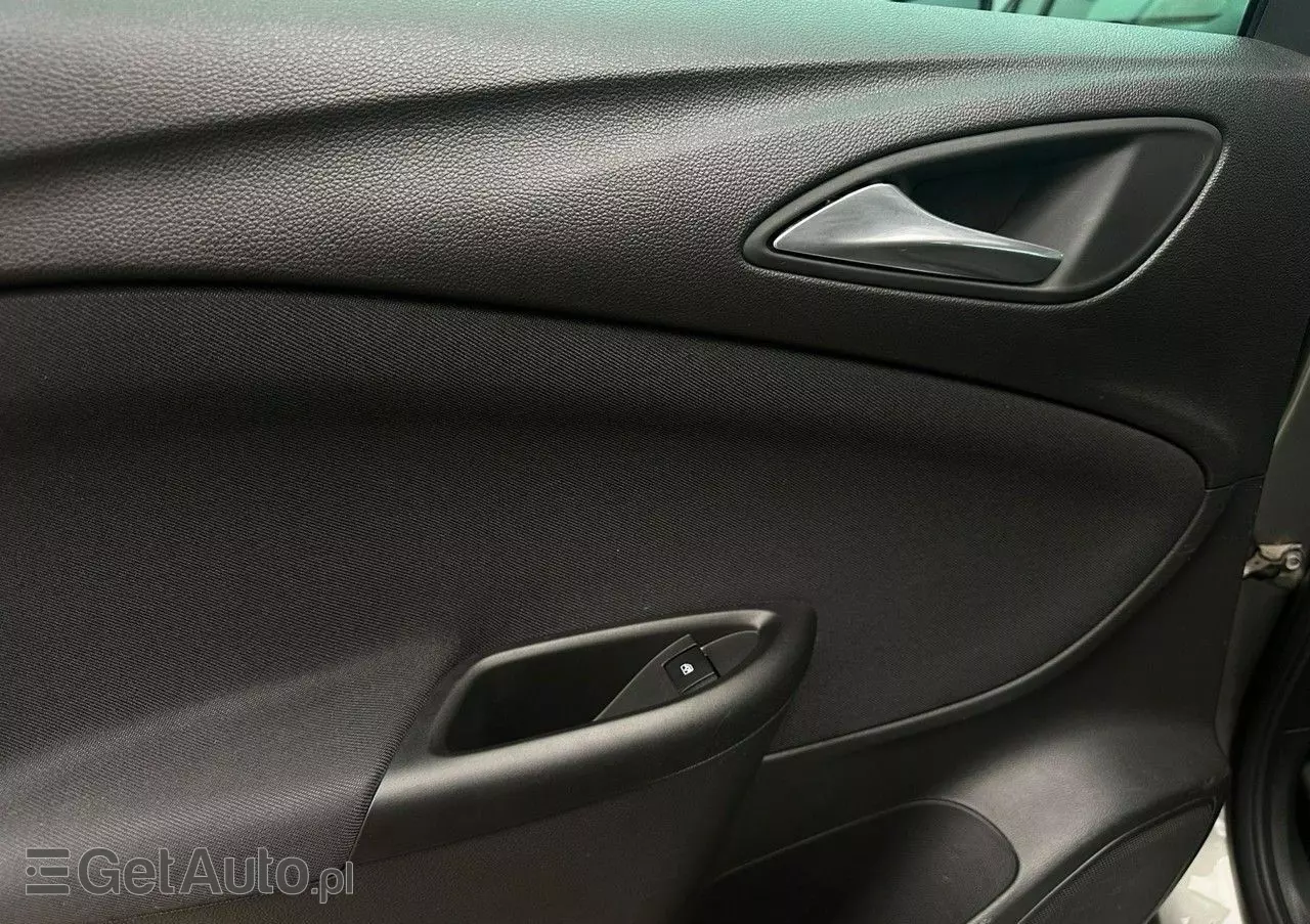 OPEL Astra V 1.4 T Dynamic S&S