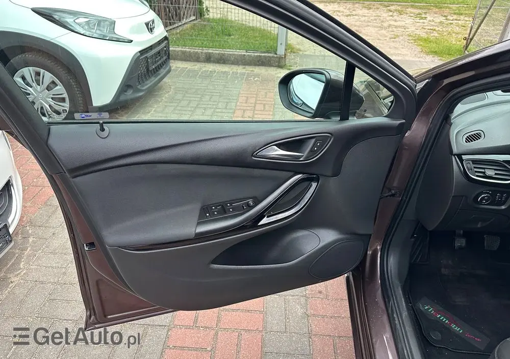 OPEL Astra 1.4 Turbo Edition