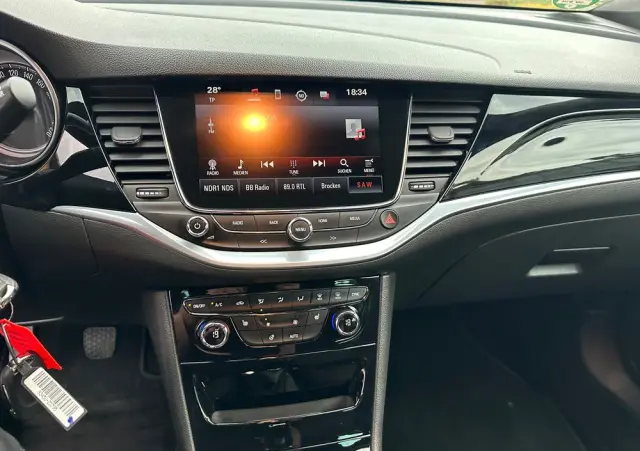 OPEL Astra 1.4 Turbo Edition