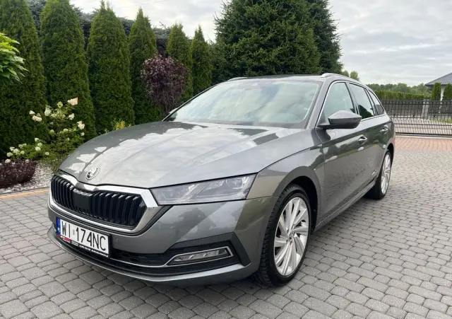 SKODA Octavia 2.0 TDI Style DSG