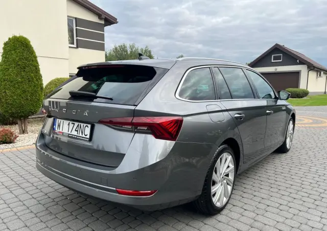 SKODA Octavia 2.0 TDI Style DSG