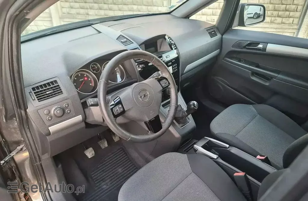OPEL Zafira 