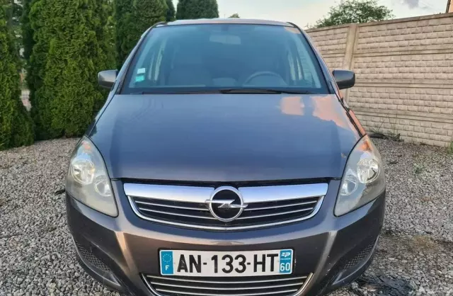 OPEL Zafira 