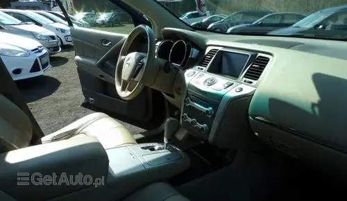 NISSAN Murano 
