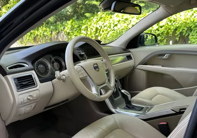 VOLVO S80 D4 Executive