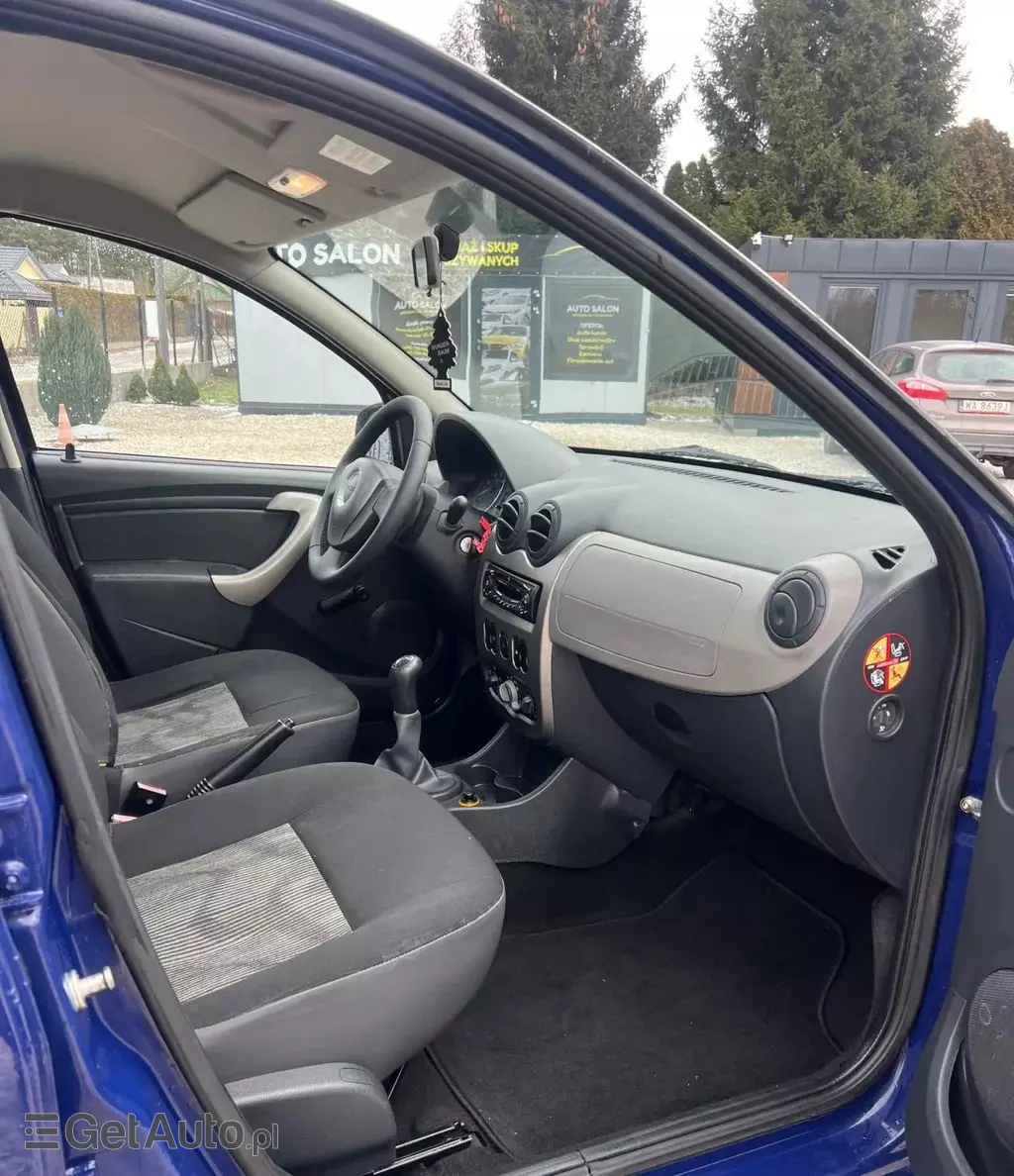 DACIA Sandero 