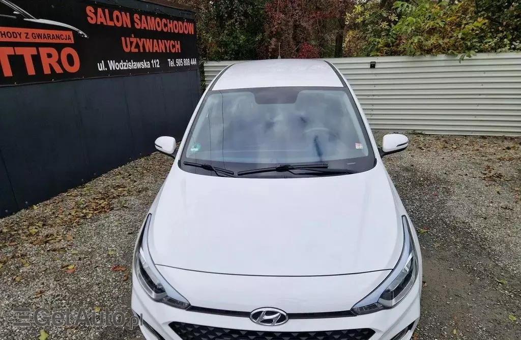 HYUNDAI I20 