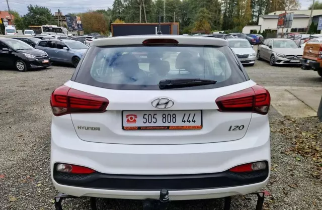 HYUNDAI I20 