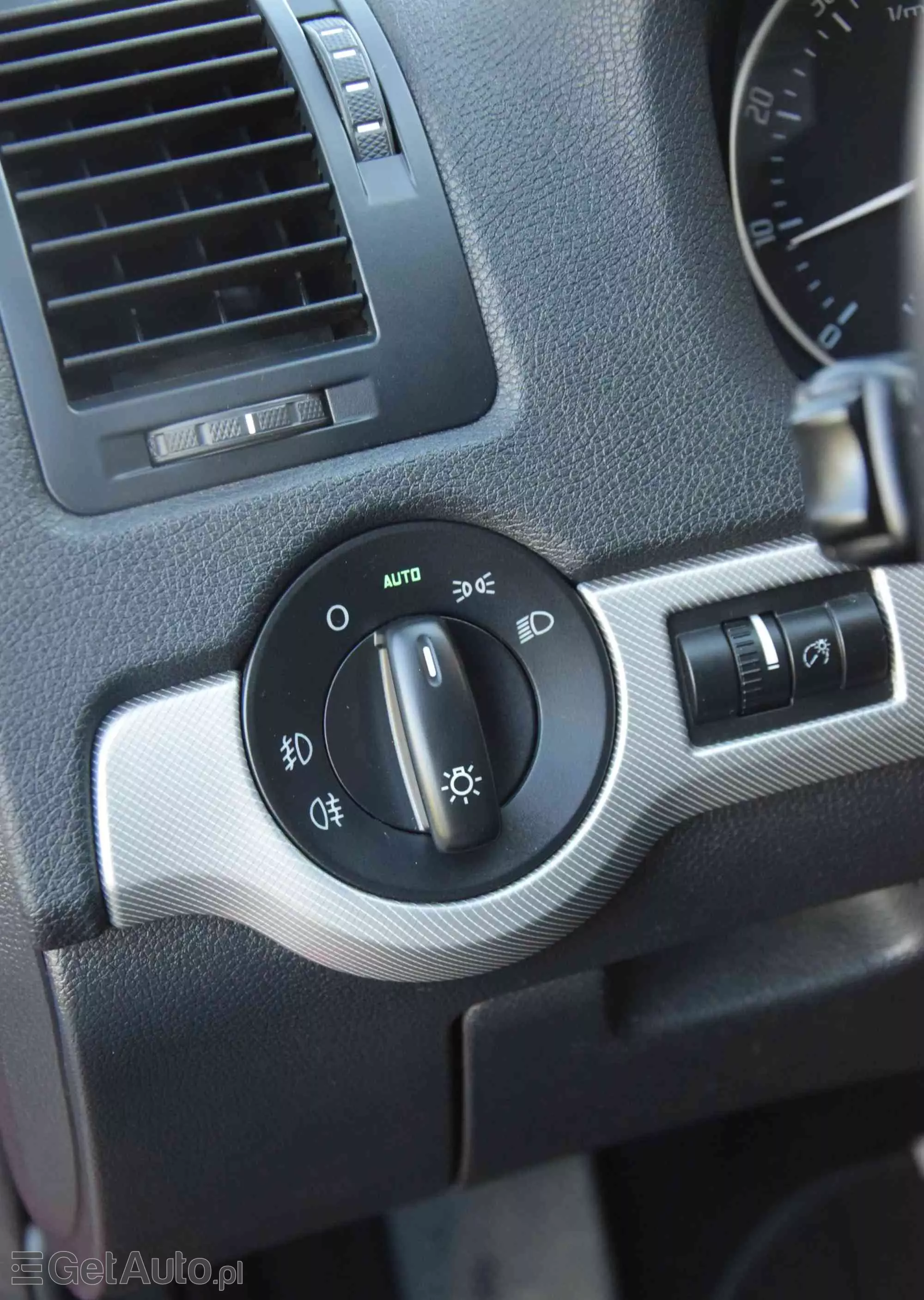 SKODA Octavia 1.8 TSI Ambiente DSG