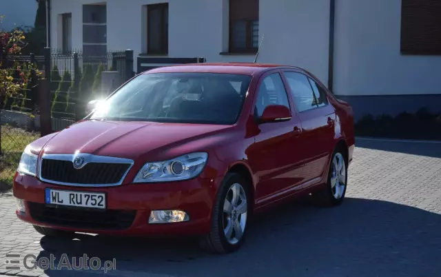 SKODA Octavia 1.8 TSI Ambiente DSG