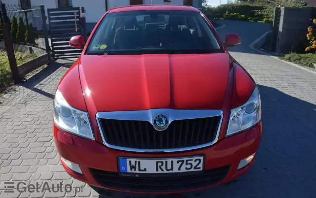 SKODA Octavia 1.8 TSI Ambiente DSG