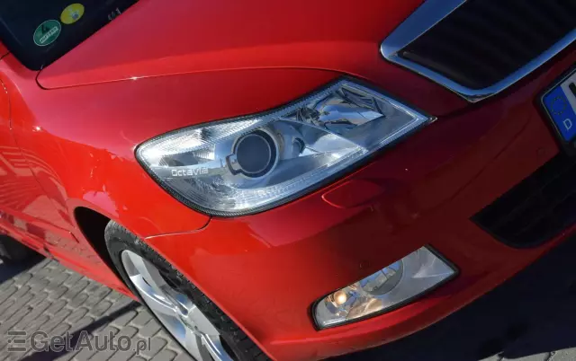 SKODA Octavia 1.8 TSI Ambiente DSG