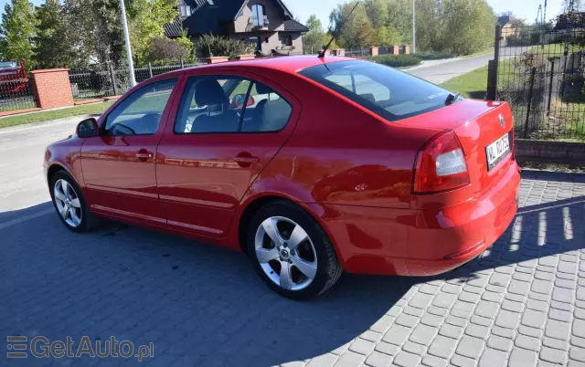 SKODA Octavia 1.8 TSI Ambiente DSG