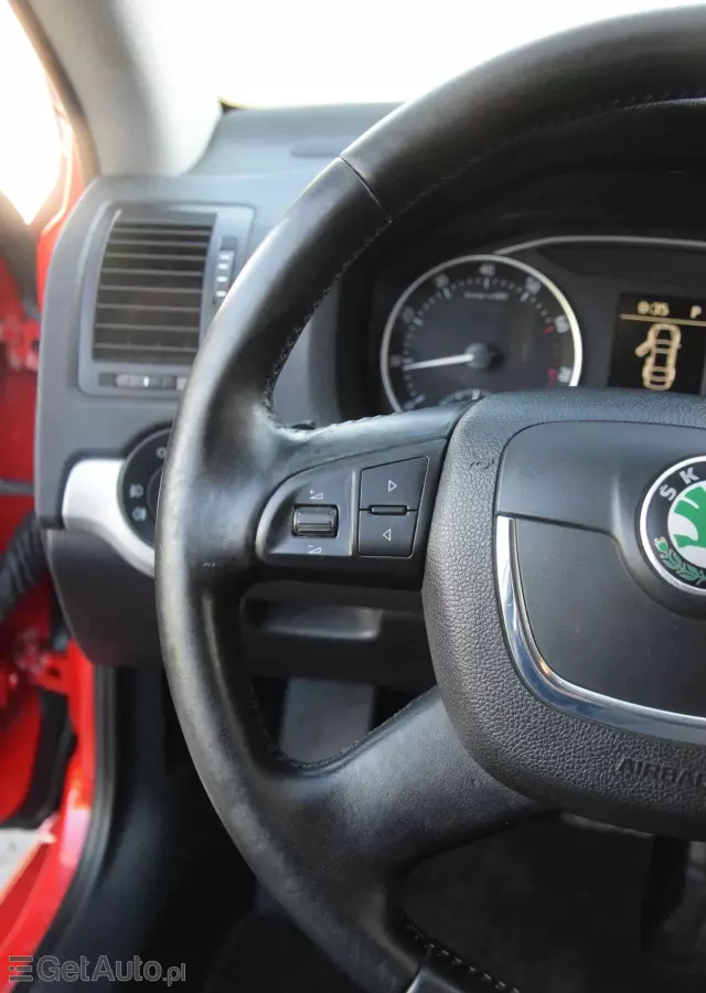 SKODA Octavia 1.8 TSI Ambiente DSG