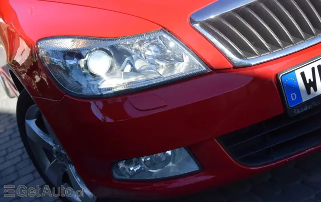 SKODA Octavia 1.8 TSI Ambiente DSG