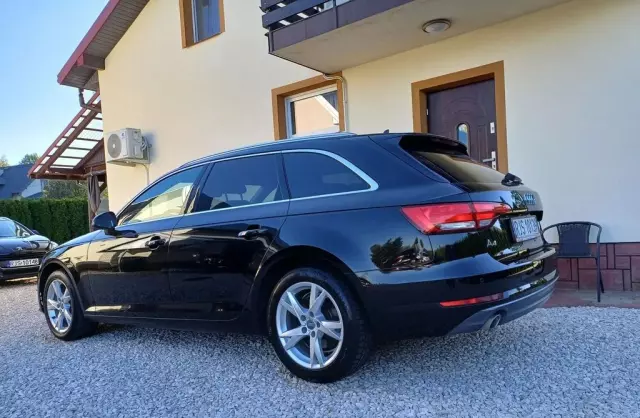 AUDI A4 2.0 TDI (150 KM) quattro