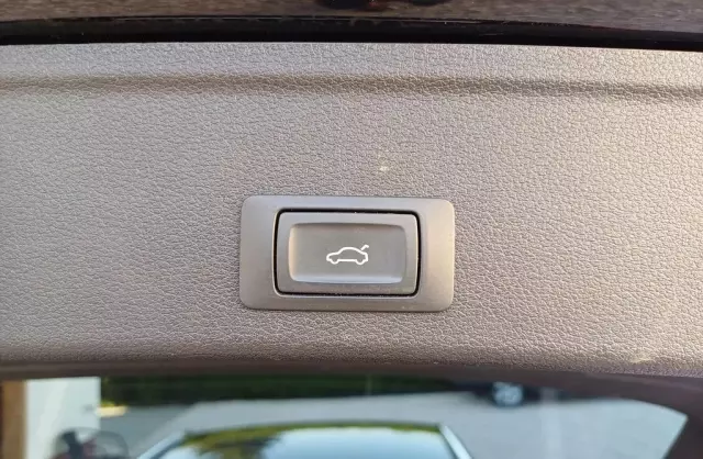 AUDI A4 2.0 TDI (150 KM) quattro