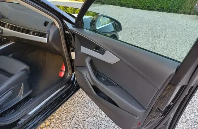 AUDI A4 2.0 TDI (150 KM) quattro