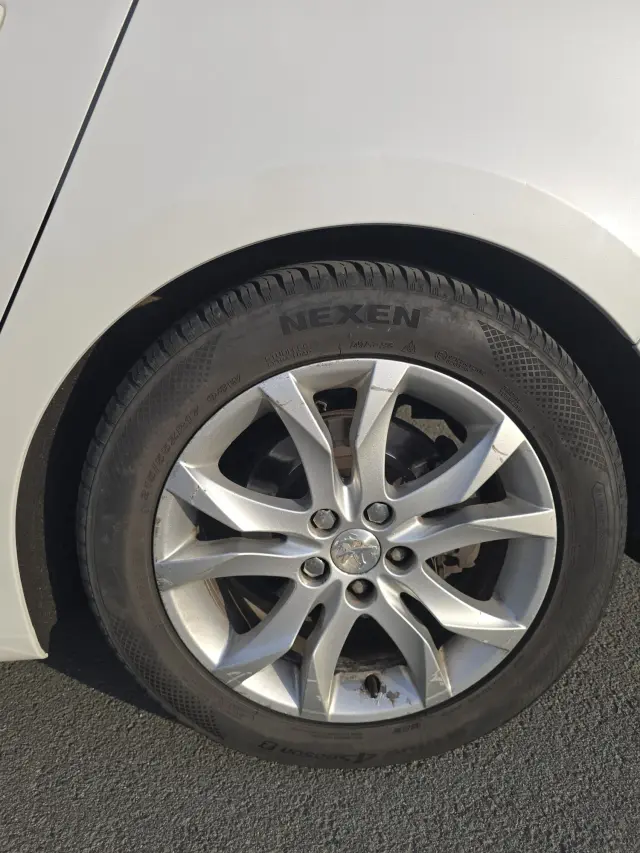 PEUGEOT 508 Allure