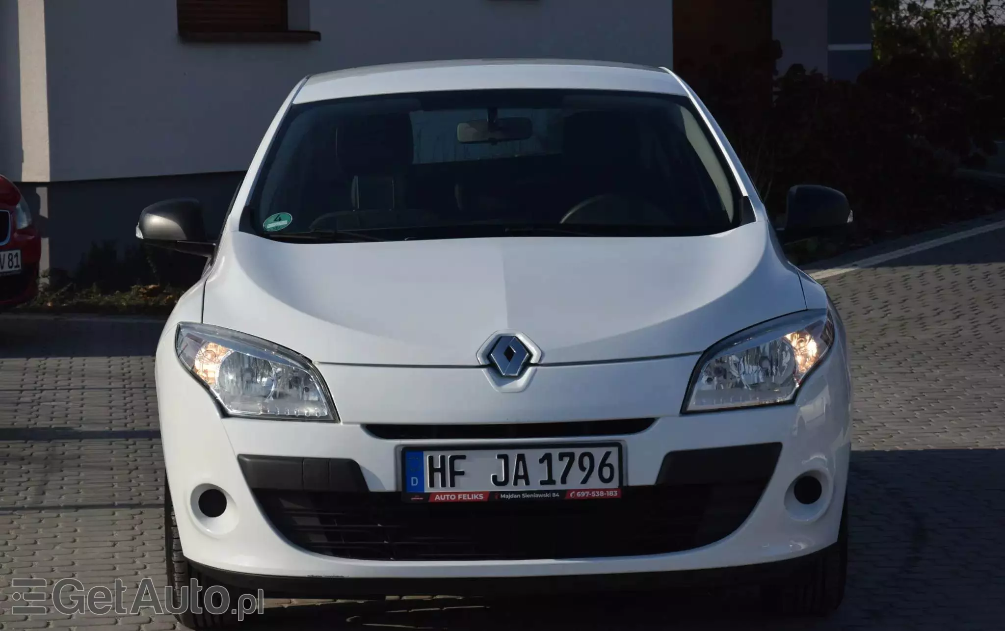 RENAULT Megane 1.6 16V 100 Authentique