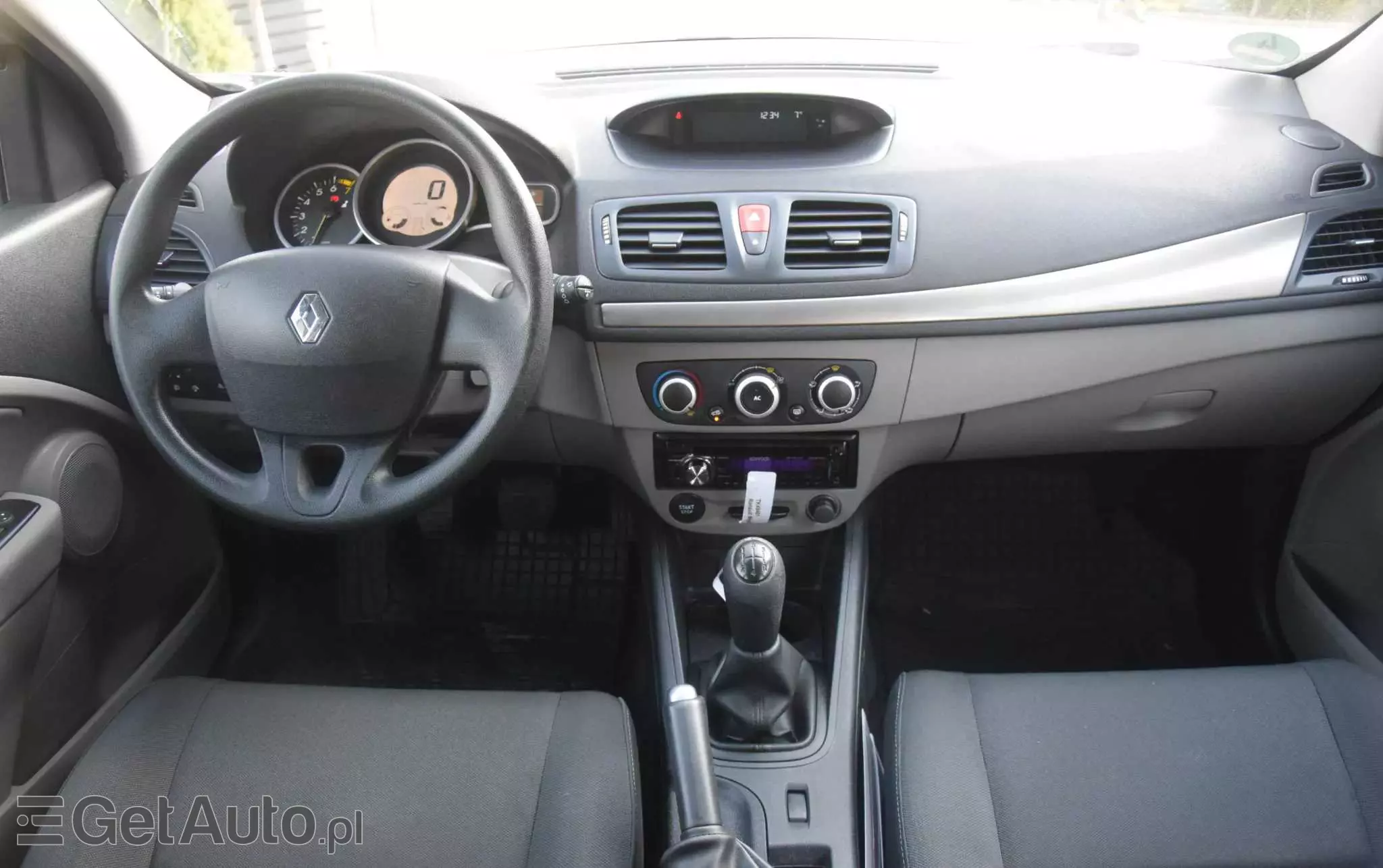 RENAULT Megane 1.6 16V 100 Authentique