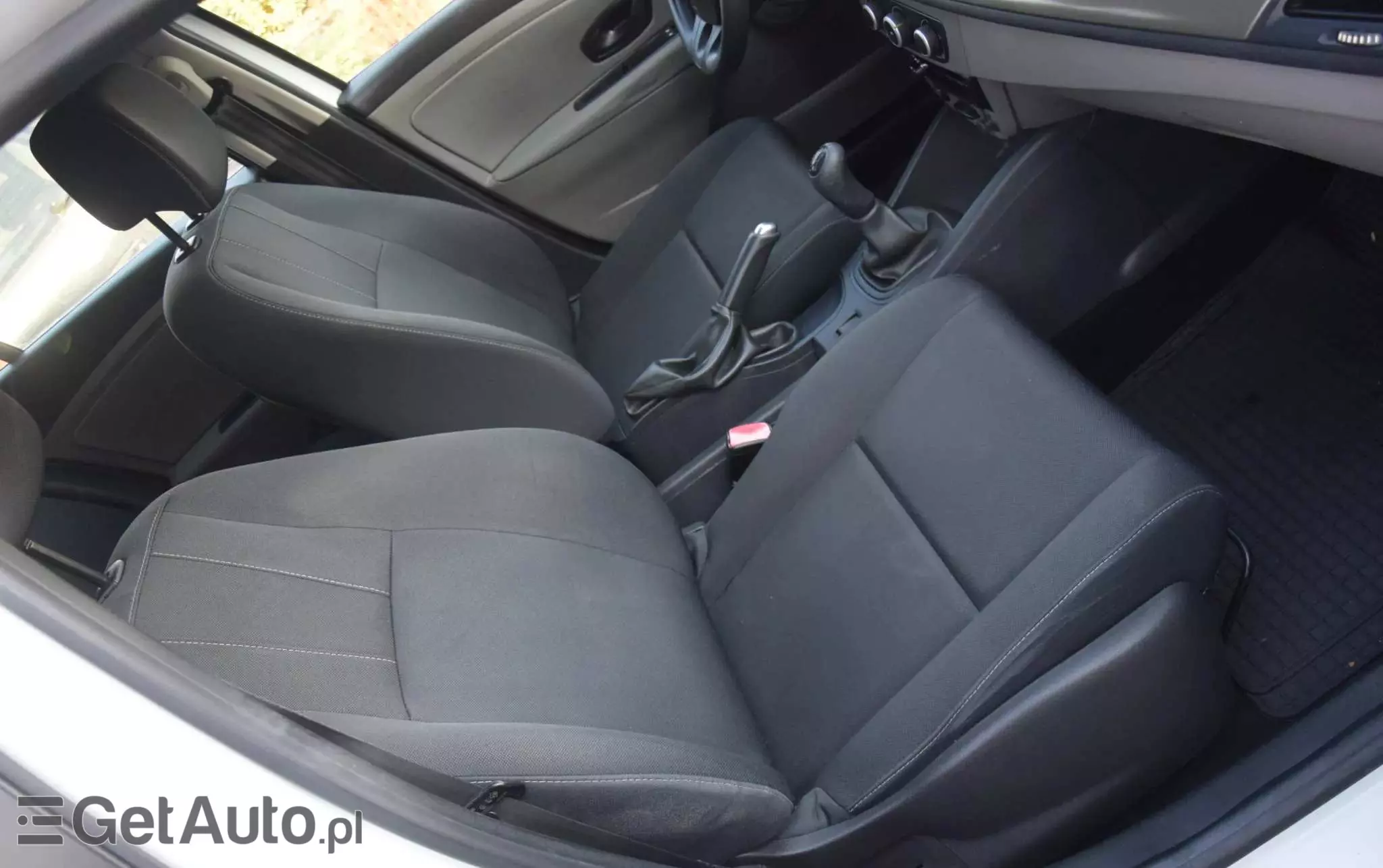 RENAULT Megane 1.6 16V 100 Authentique