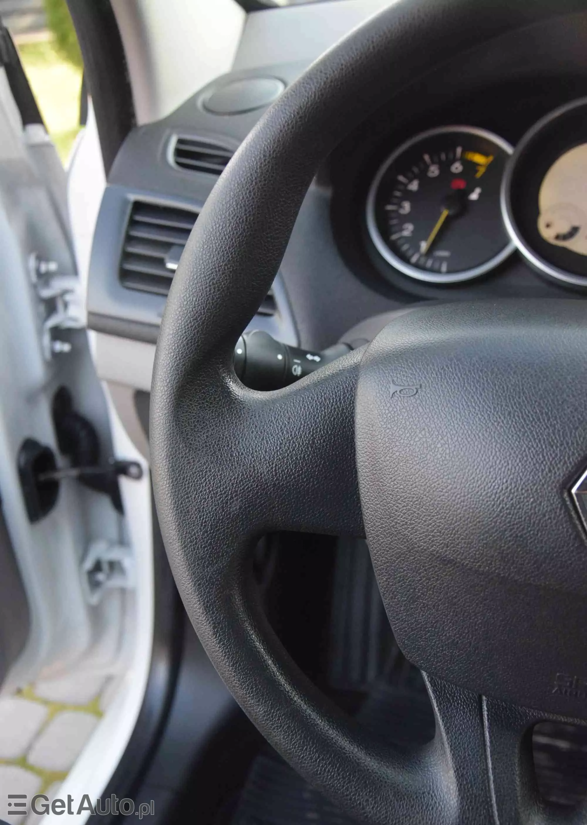 RENAULT Megane 1.6 16V 100 Authentique