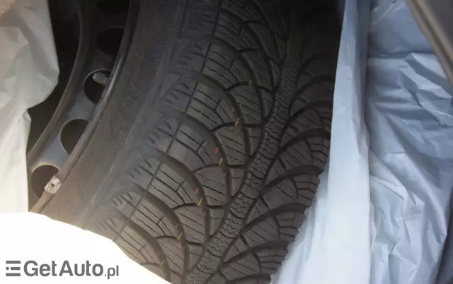 RENAULT Megane 1.6 16V 100 Authentique