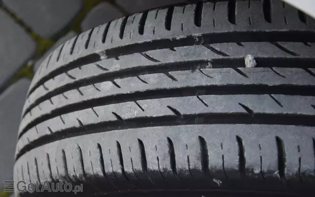 RENAULT Megane 1.6 16V 100 Authentique