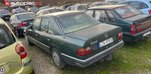 MERCEDES-BENZ W124 