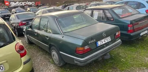 MERCEDES-BENZ W124 