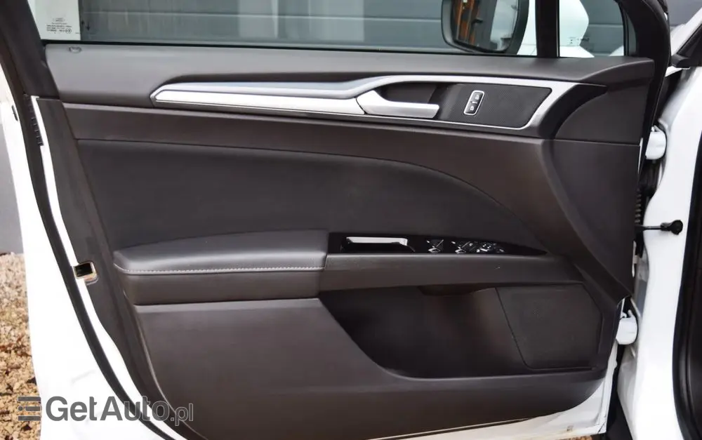 FORD Mondeo SW 2.0 TDCi Titanium