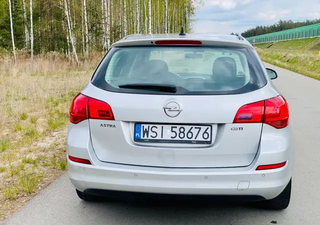 OPEL Astra 1.7 CDTI Edition