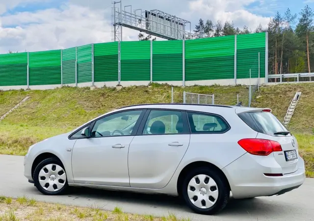 OPEL Astra 1.7 CDTI Edition