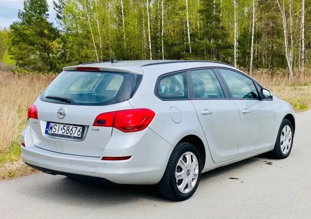 OPEL Astra 1.7 CDTI Edition