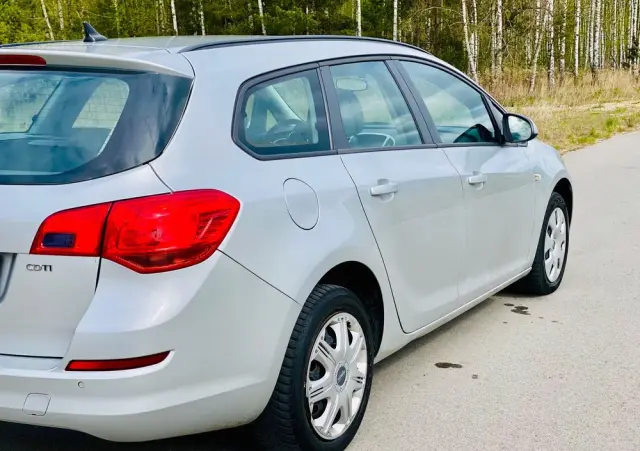 OPEL Astra 1.7 CDTI Edition