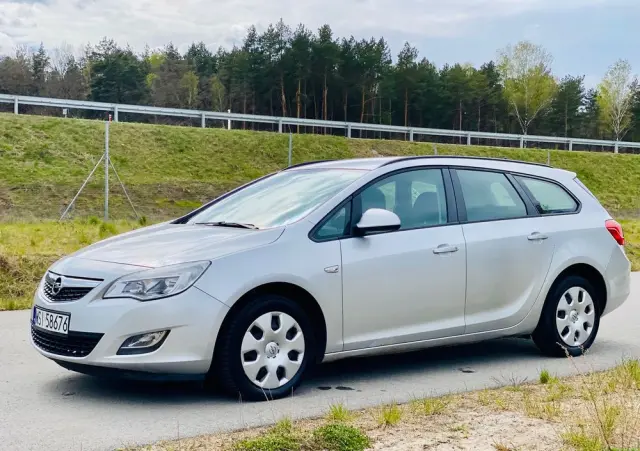 OPEL Astra 1.7 CDTI Edition