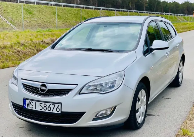 OPEL Astra 1.7 CDTI Edition