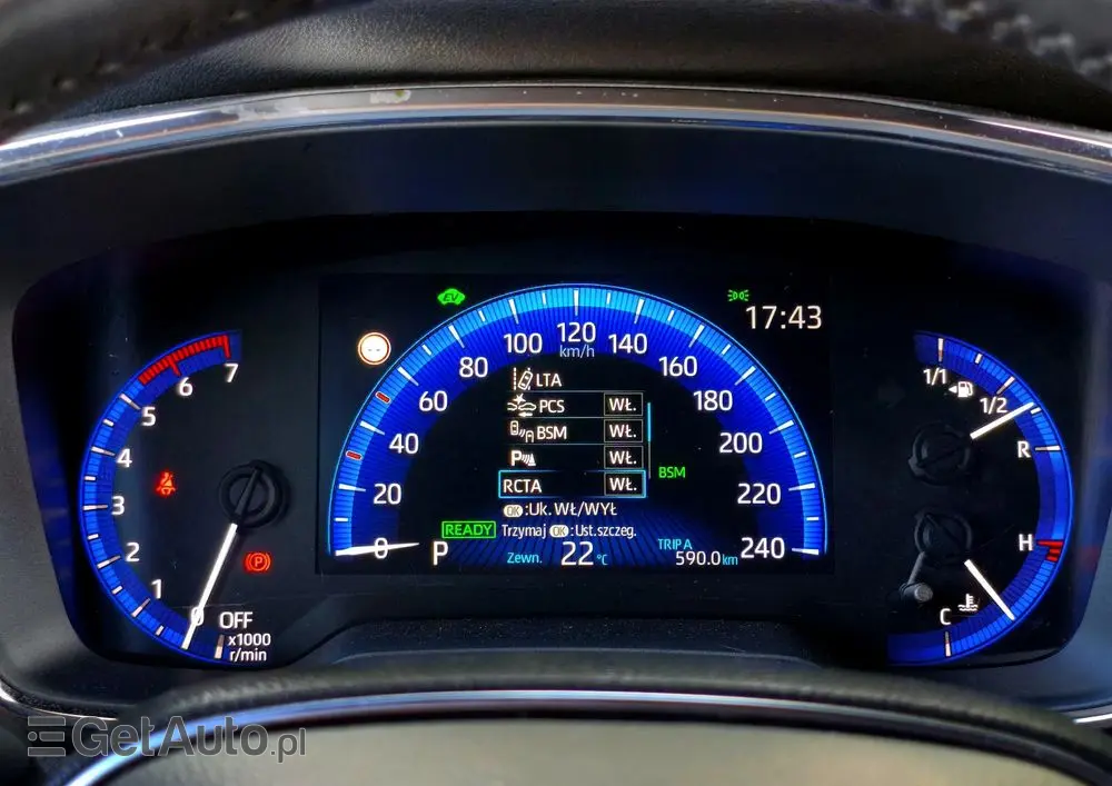 TOYOTA Corolla 1.8 Hybrid Team Deutschland