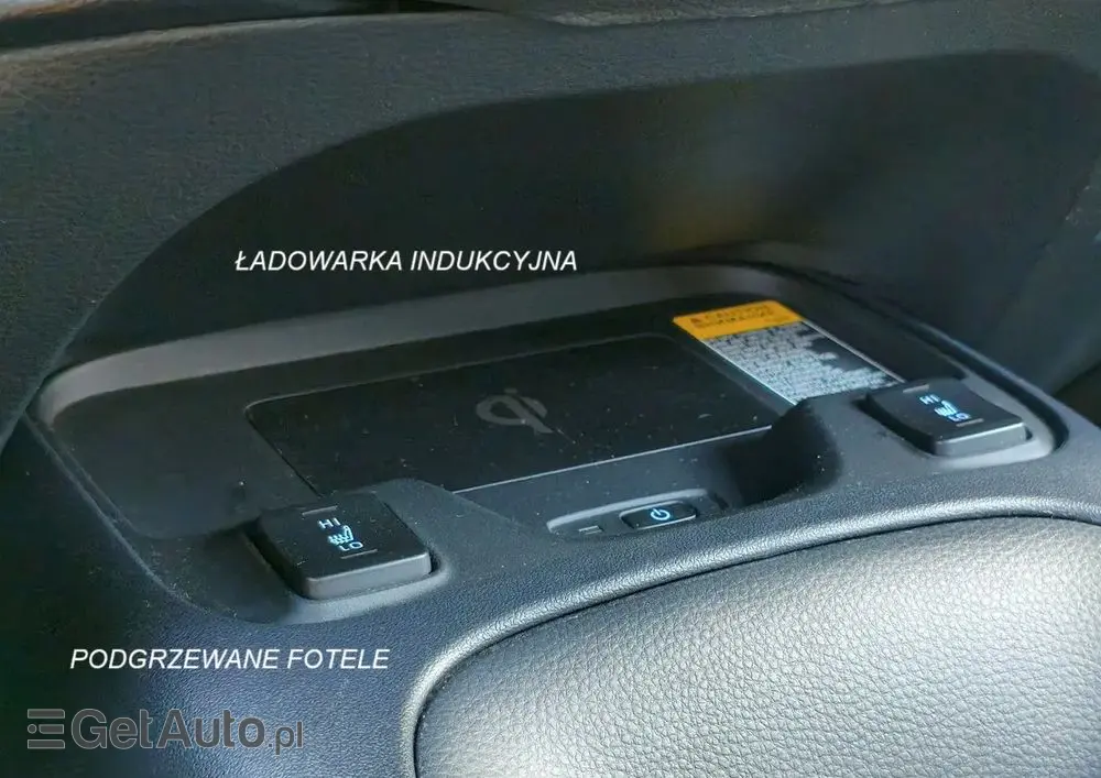 TOYOTA Corolla 1.8 Hybrid Team Deutschland