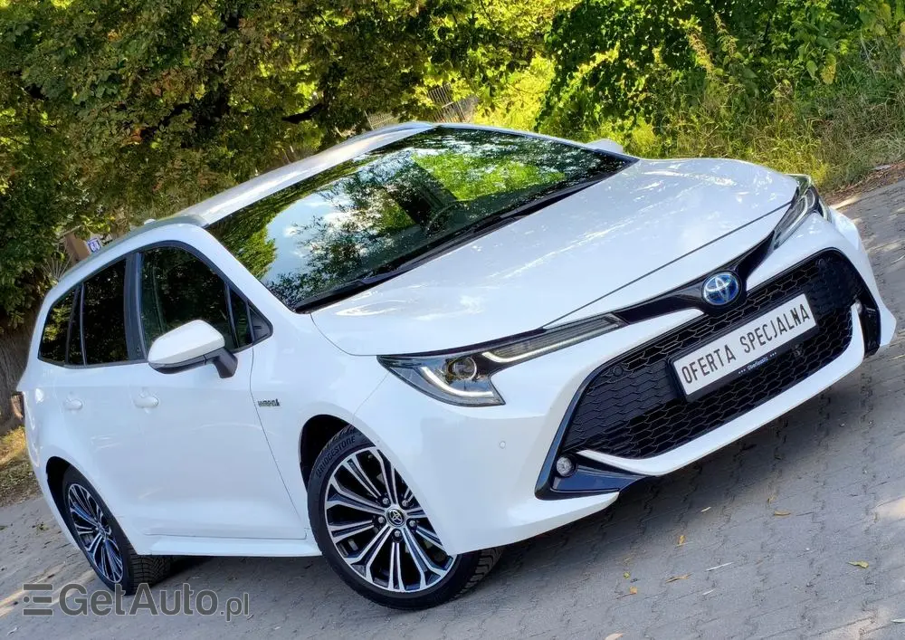 TOYOTA Corolla 1.8 Hybrid Team Deutschland