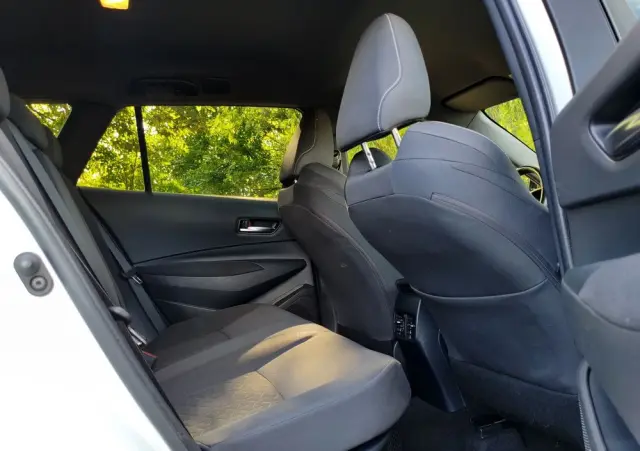 TOYOTA Corolla 1.8 Hybrid Team Deutschland