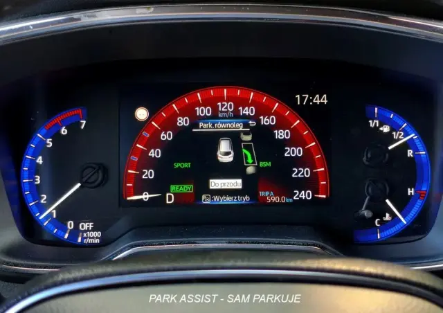 TOYOTA Corolla 1.8 Hybrid Team Deutschland