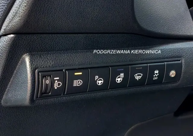 TOYOTA Corolla 1.8 Hybrid Team Deutschland