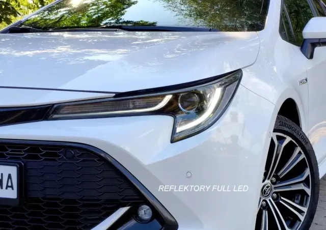 TOYOTA Corolla 1.8 Hybrid Team Deutschland