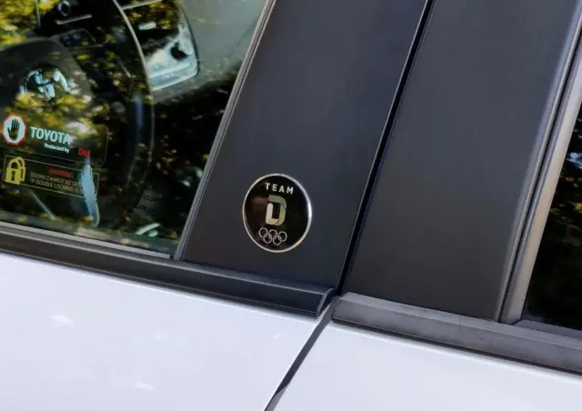 TOYOTA Corolla 1.8 Hybrid Team Deutschland